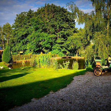 Au Mesnil Le Bas Bray Bed and Breakfast Bures-en-Bray Buitenkant foto