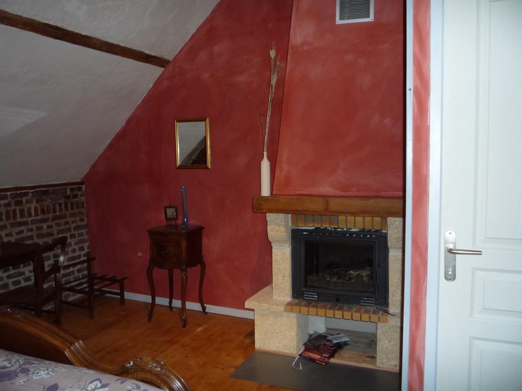 Au Mesnil Le Bas Bray Bed and Breakfast Bures-en-Bray Buitenkant foto