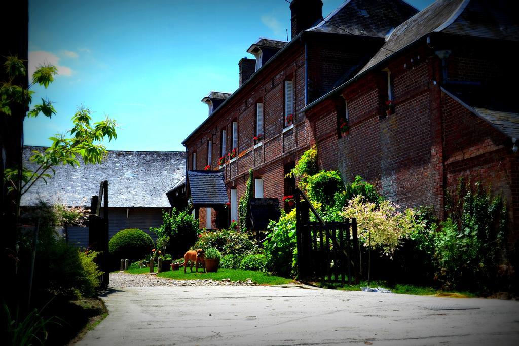Au Mesnil Le Bas Bray Bed and Breakfast Bures-en-Bray Buitenkant foto