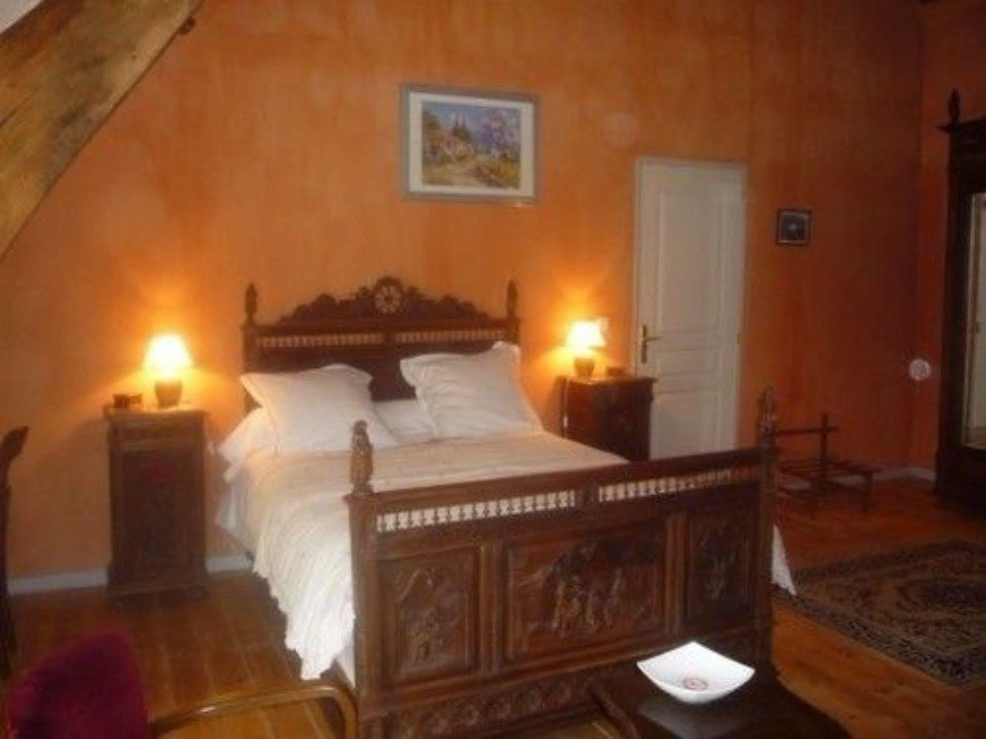 Au Mesnil Le Bas Bray Bed and Breakfast Bures-en-Bray Buitenkant foto