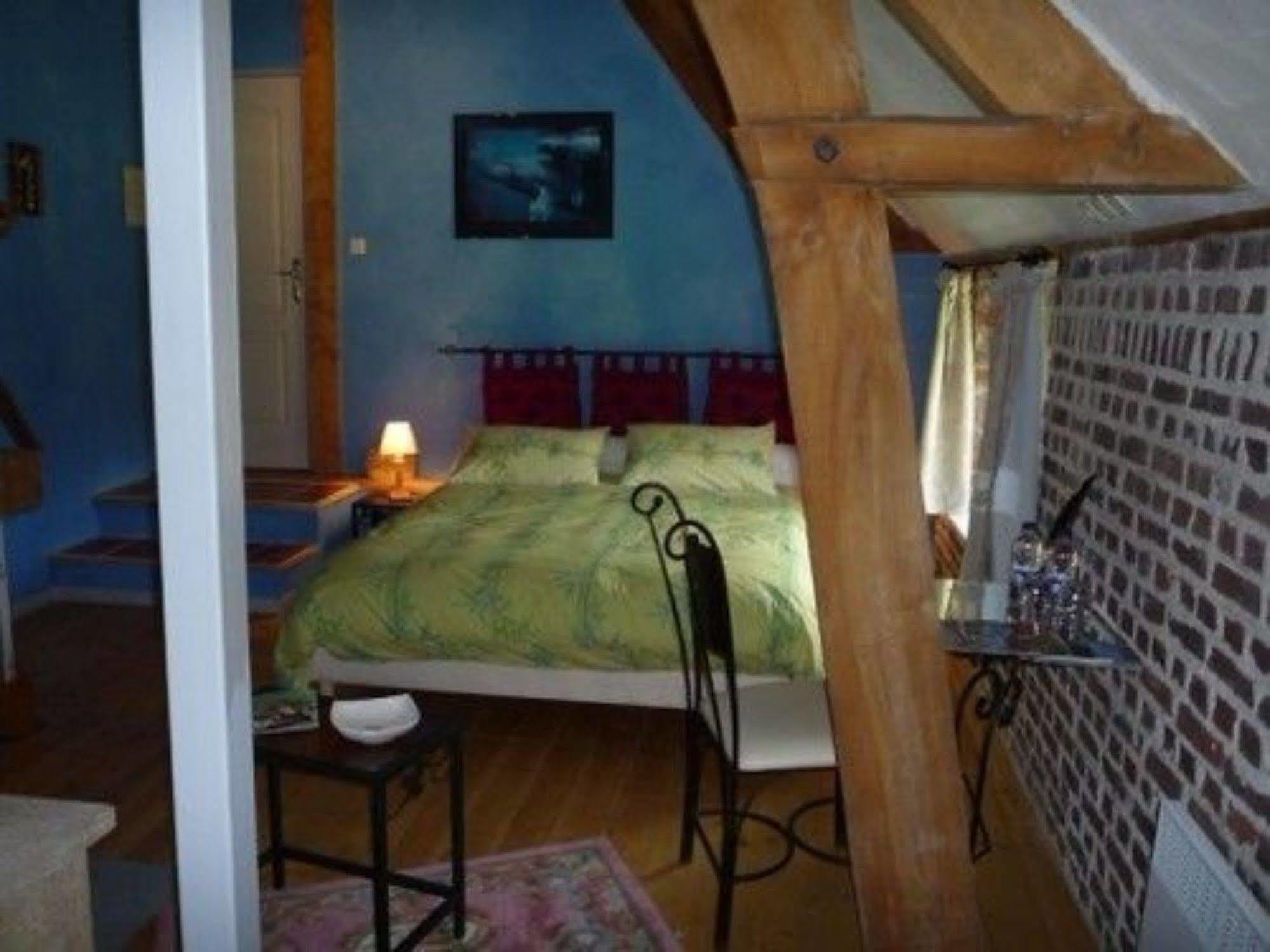 Au Mesnil Le Bas Bray Bed and Breakfast Bures-en-Bray Buitenkant foto